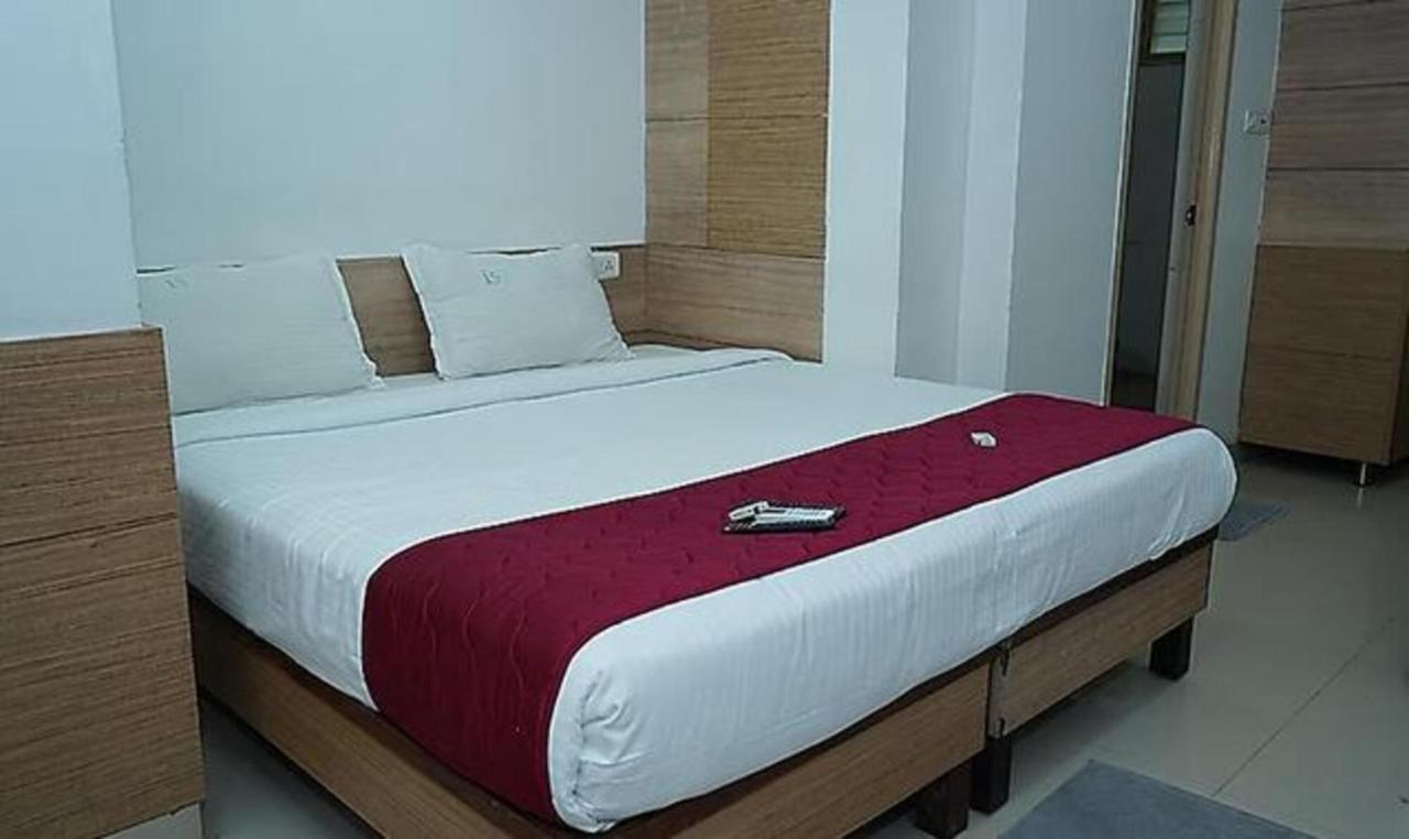 Hotel Fabexpress I5 Boutique Chennai Esterno foto