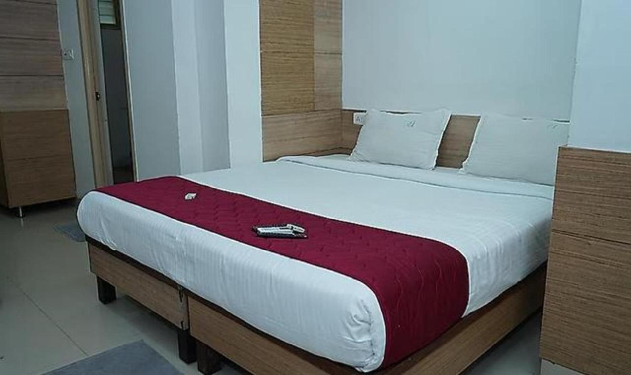 Hotel Fabexpress I5 Boutique Chennai Esterno foto